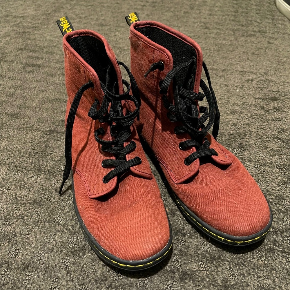 Canvas Dr. Martens